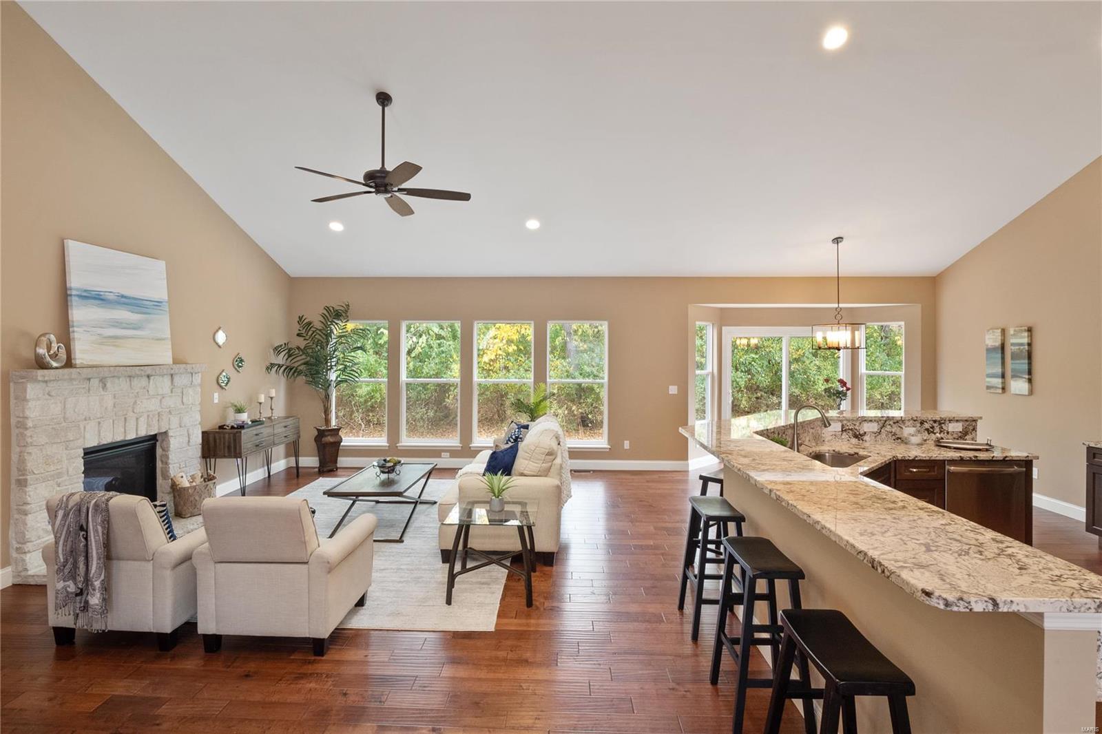 1052 Bridlewood Valley Point High Ridge, MO 63049 - Photo 14 of 34 Gallery Image 14