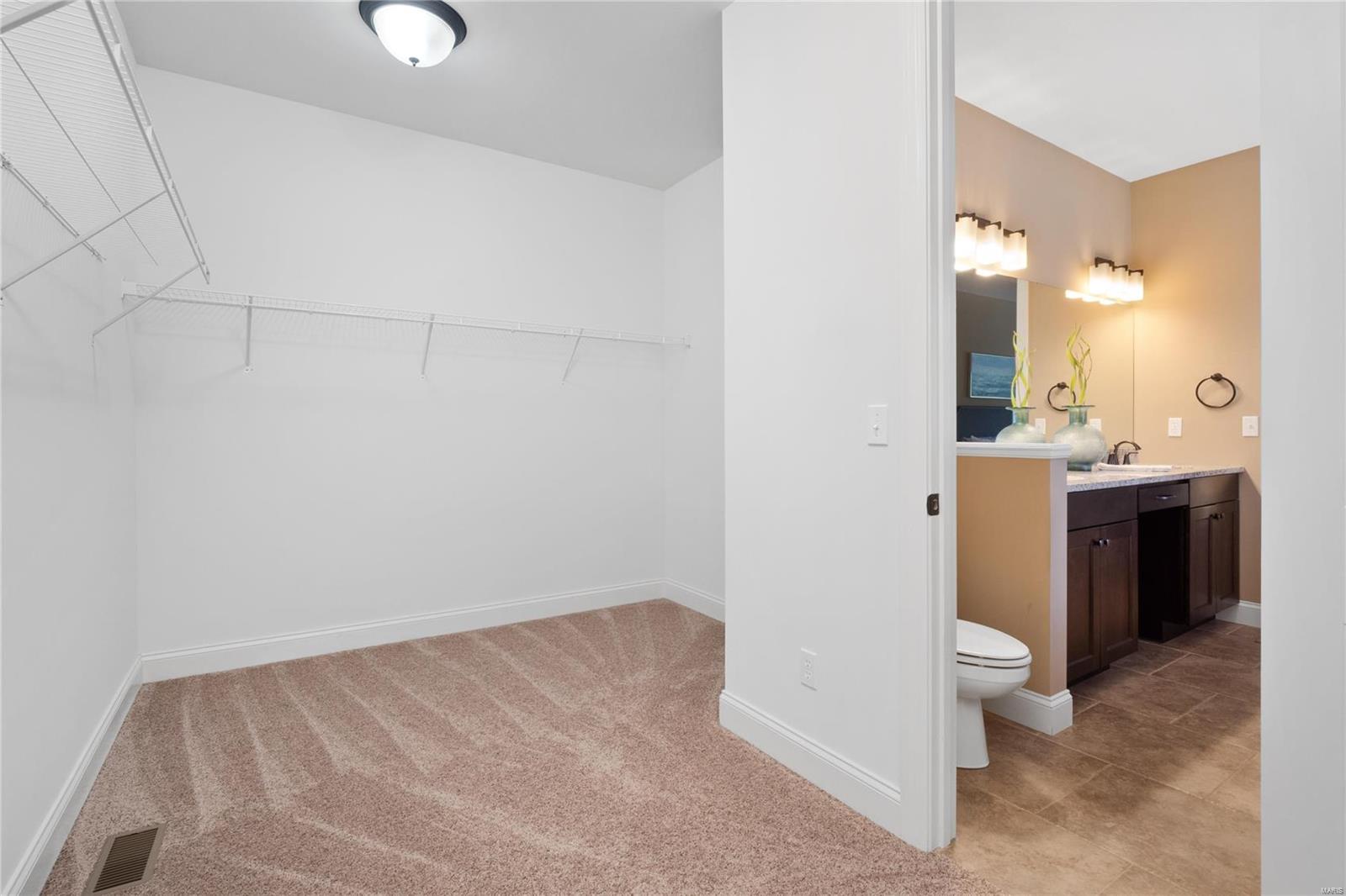 1052 Bridlewood Valley Point High Ridge, MO 63049 - Photo 20 of 34 Gallery Image 20
