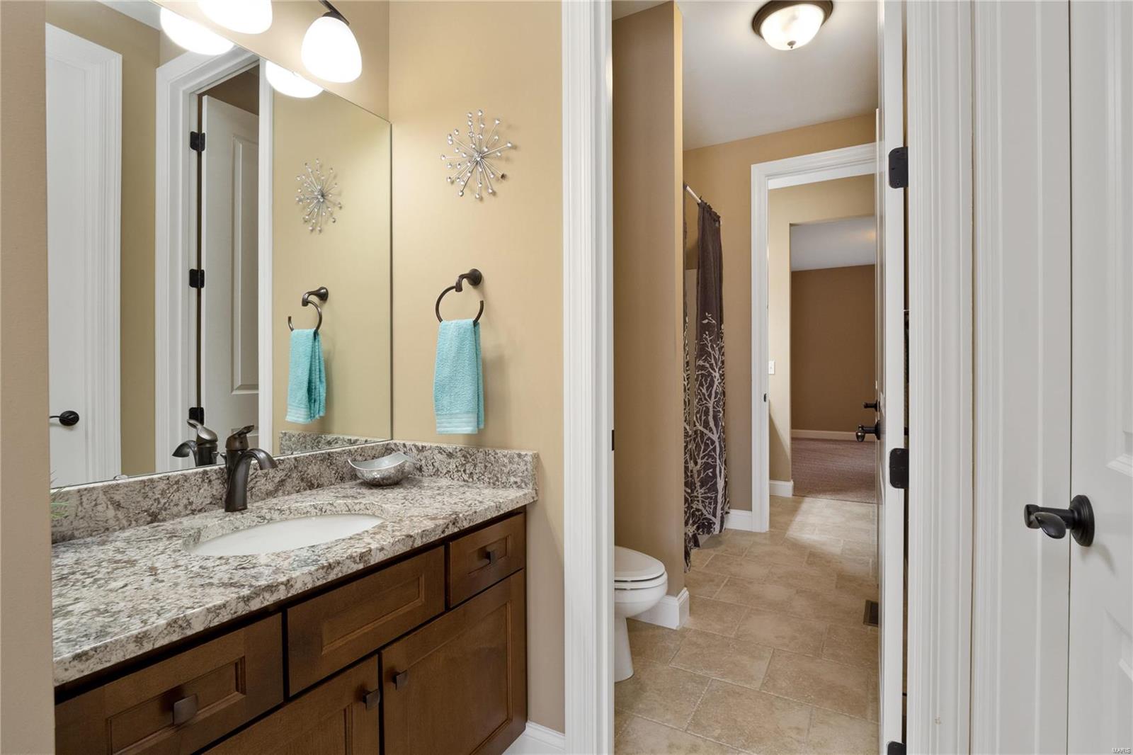 1052 Bridlewood Valley Point High Ridge, MO 63049 - Photo 26 of 34 Gallery Image 26