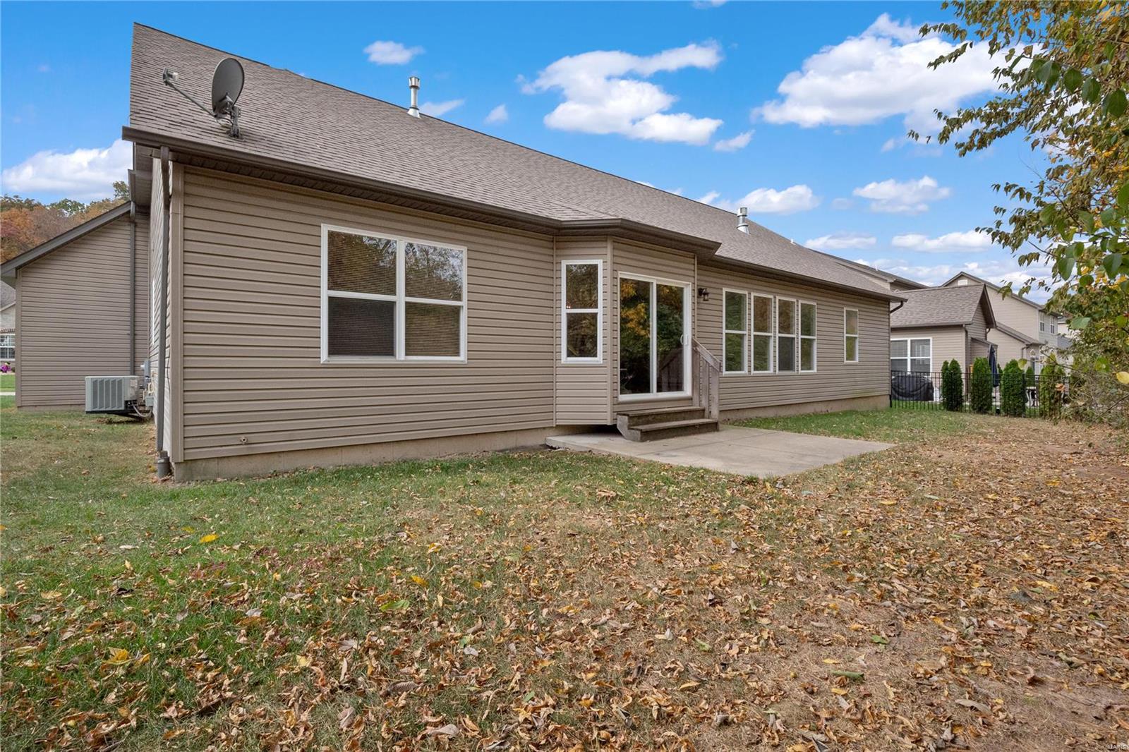 1052 Bridlewood Valley Point High Ridge, MO 63049 - Photo 30 of 34 Gallery Image 30