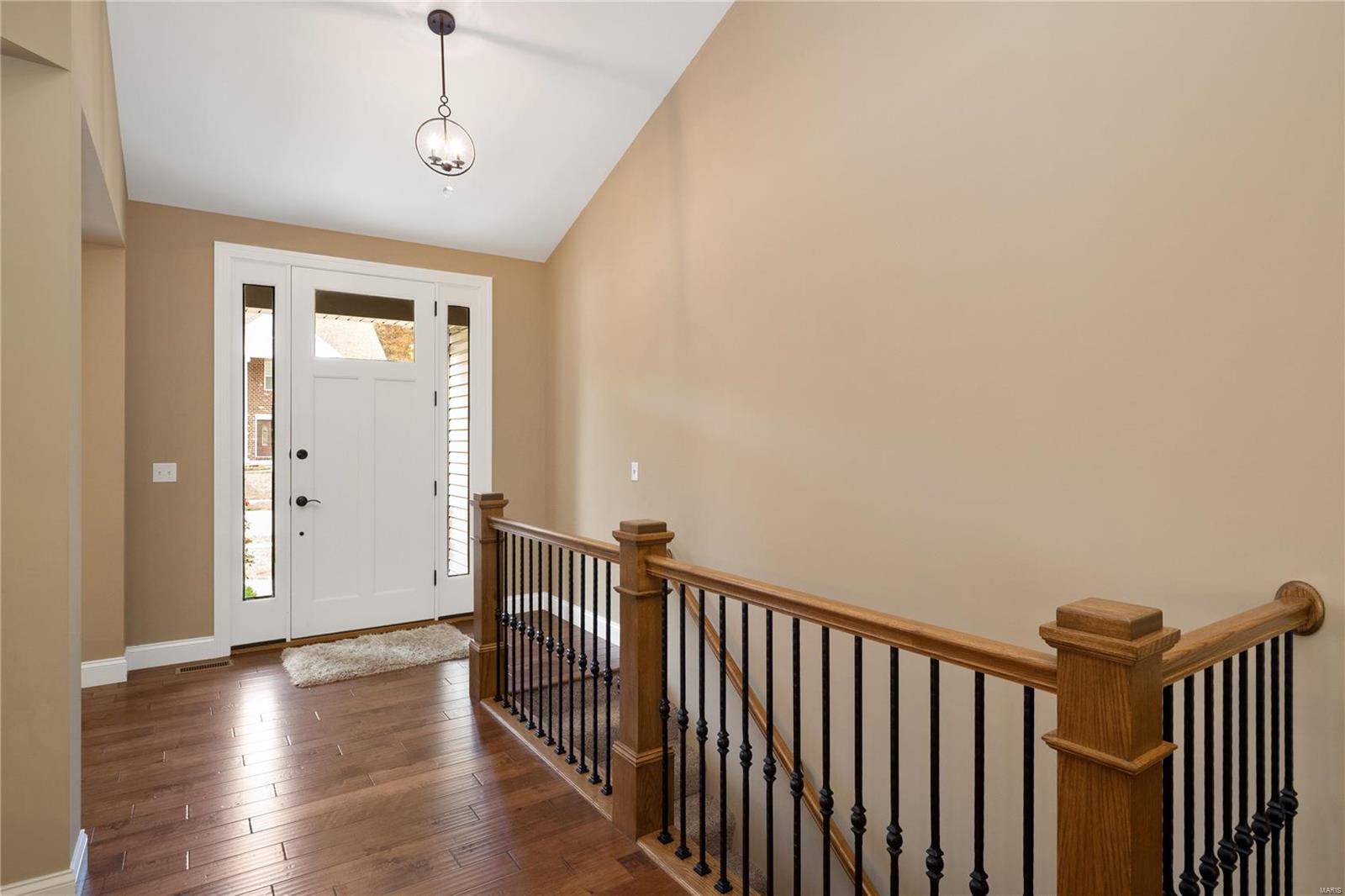 1052 Bridlewood Valley Point High Ridge, MO 63049 - Photo 8 of 34 Gallery Image 8