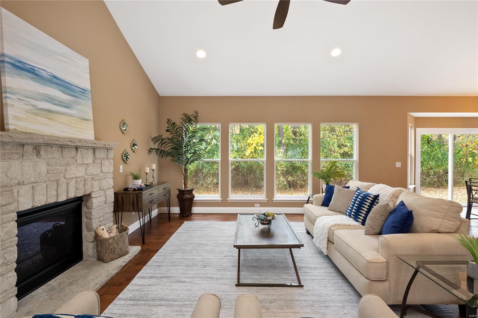 1052 Bridlewood Valley Point High Ridge, MO 63049 - Photo 10 of 34 Gallery Image 10