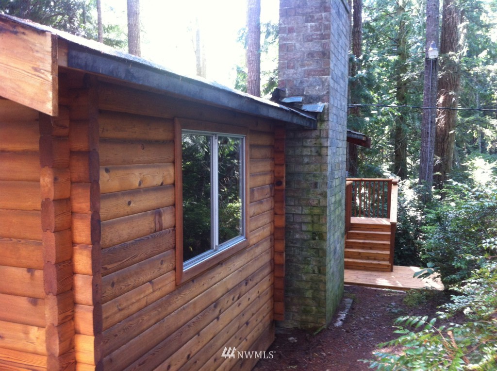 130 Moose Road Quilcene, WA 98376 - Photo 4 of 15 Gallery Image 4