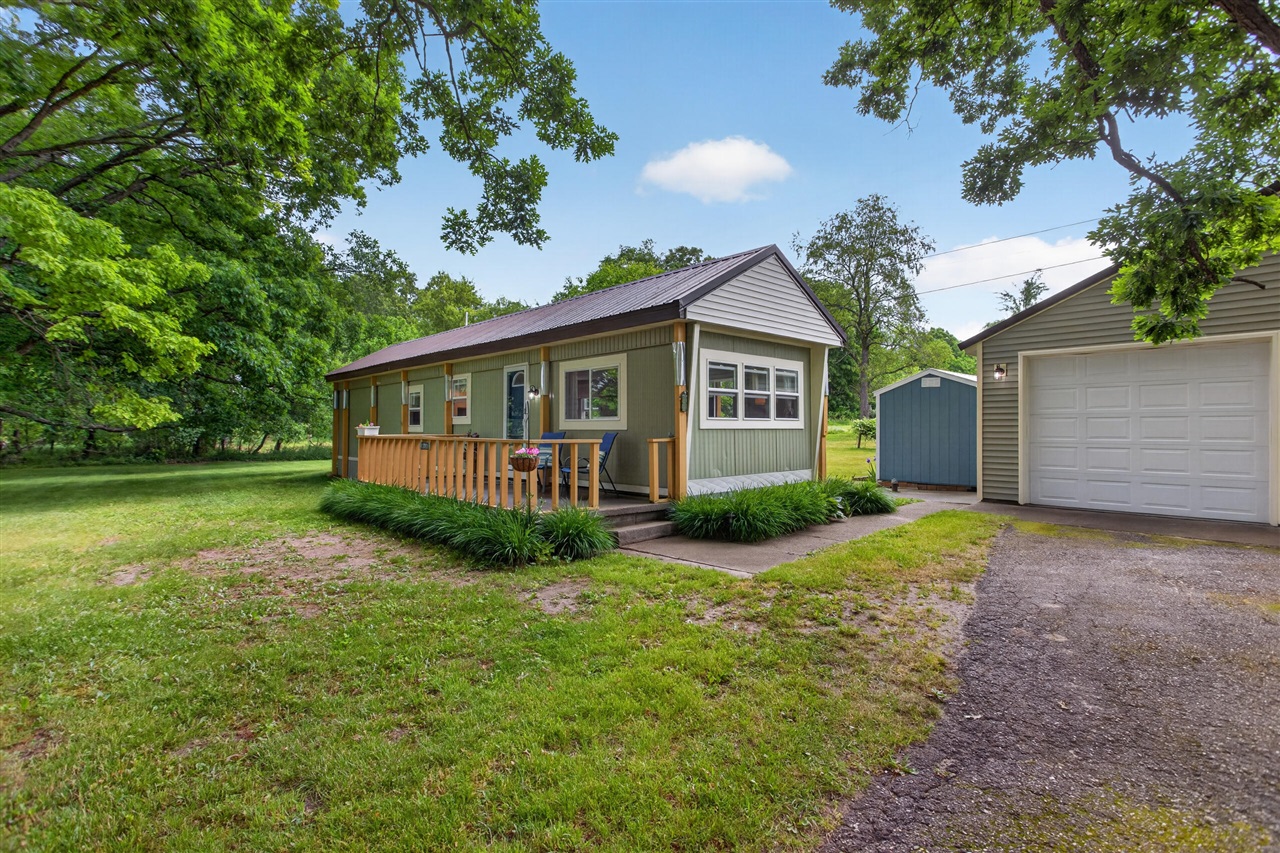 12081 Snow Road Hanover, MI 49241 - Photo 37 of 41