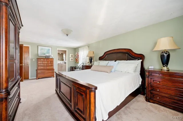 $599,900 | 8087 Cider Street, Whitestown, NY 13424