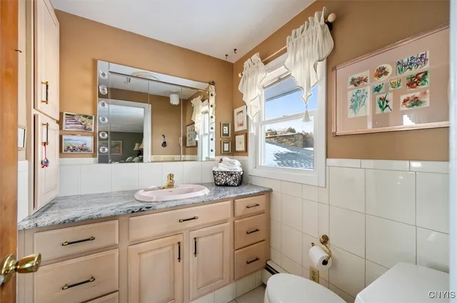 $599,900 | 8087 Cider Street, Whitestown, NY 13424