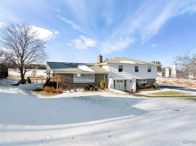 $599,900 | 8087 Cider Street, Whitestown, NY 13424