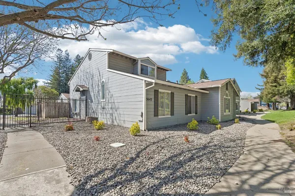 $465,000 | 3642 Alamo Drive, Vacaville, CA 95687