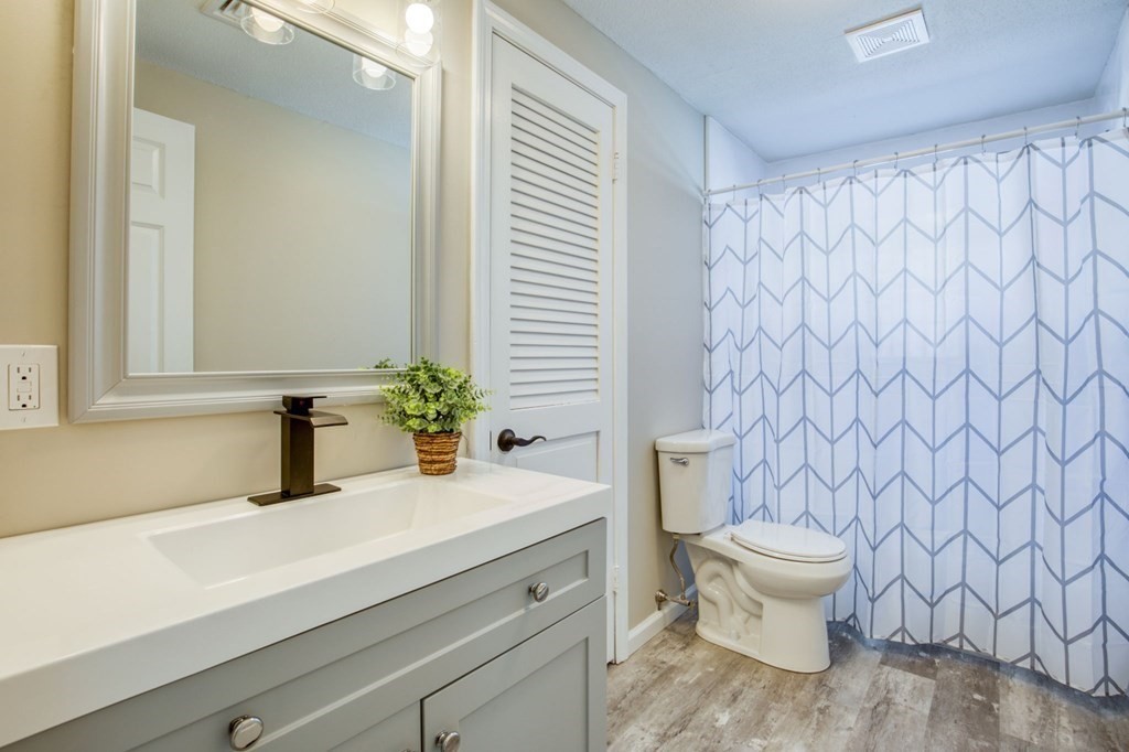 987 Shaker Road Westfield, MA 01085 - Photo 12 of 23 Gallery Image 12