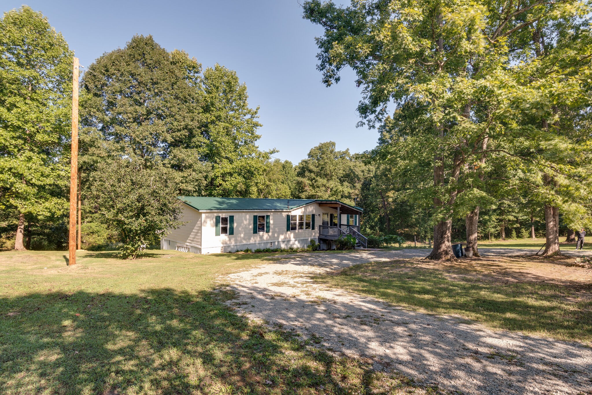 1824 Buffalo Road Hohenwald, TN 38462 - Photo 3 of 24 Gallery Image 3