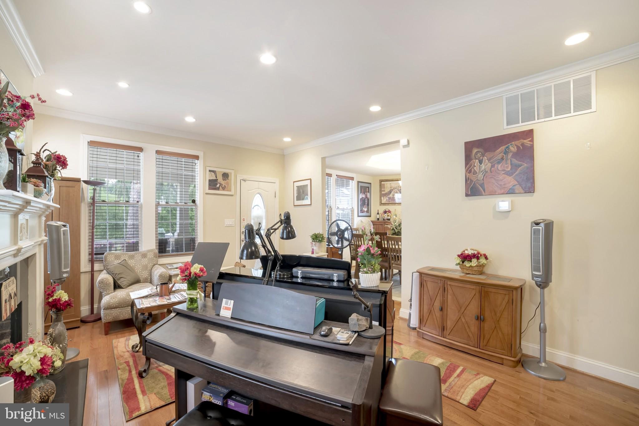3707 Nortonia Road Baltimore, MD 21216 - Photo 3 of 30 Gallery Image 3
