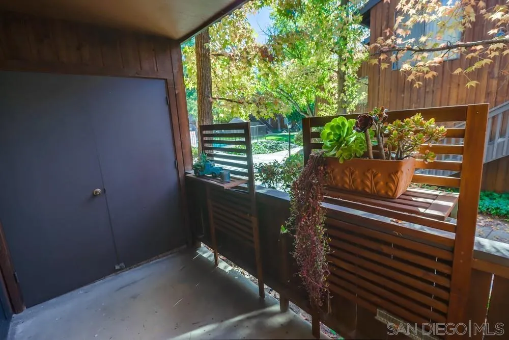 2157 Arnold Way, Unit 201 Alpine, CA 91901 - Photo 32 of 41 a view of an outdoor space