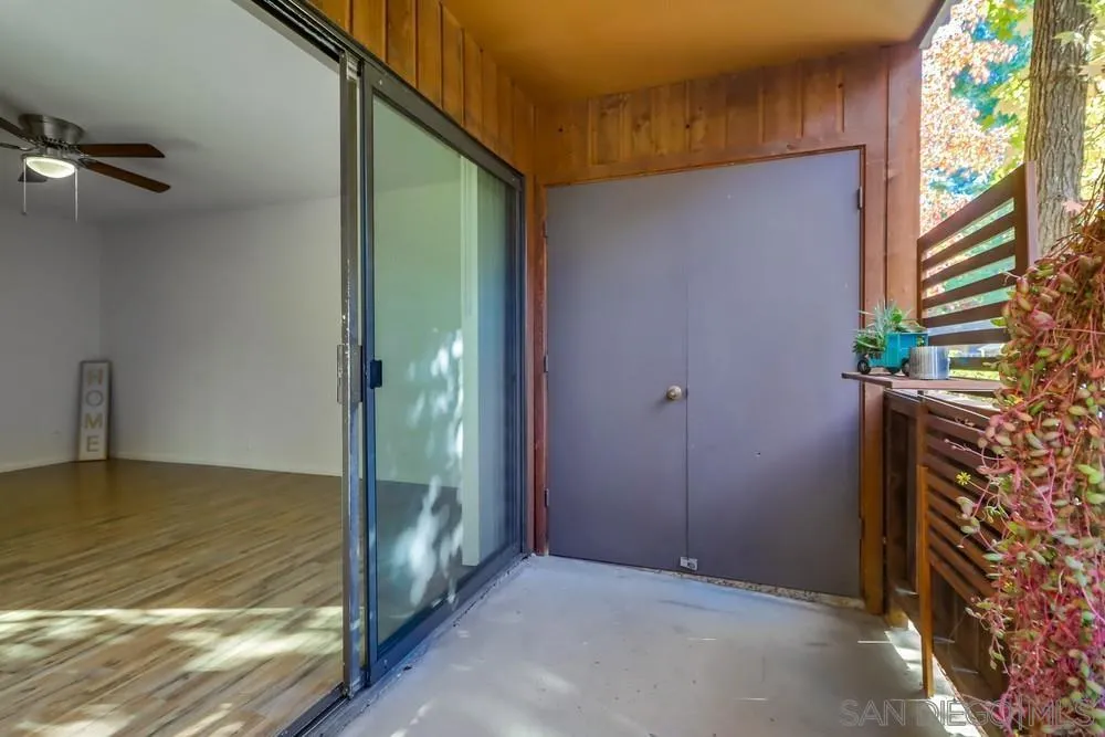2157 Arnold Way, Unit 201 Alpine, CA 91901 - Photo 33 of 41 a view of an entryway
