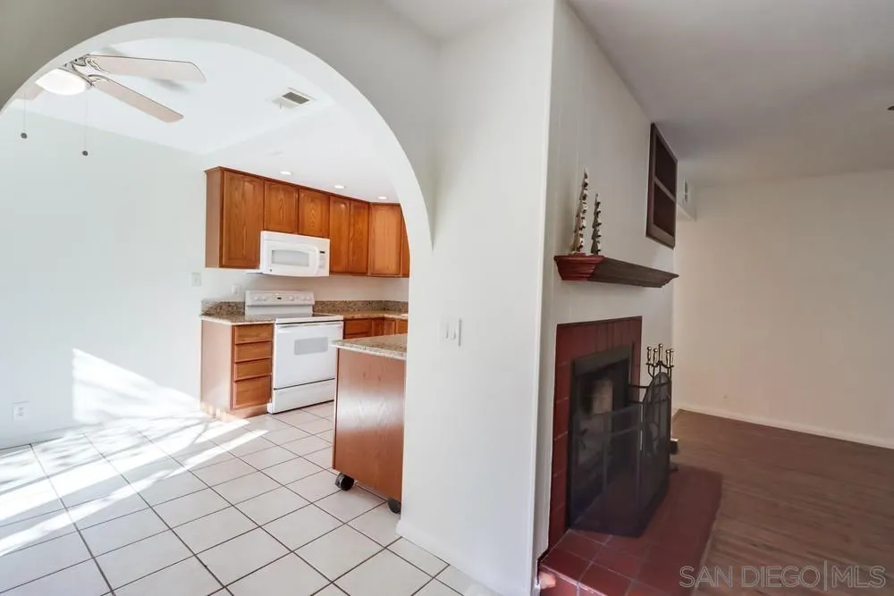 2157 Arnold Way, Unit 201 Alpine, CA 91901 - Photo 10 of 41