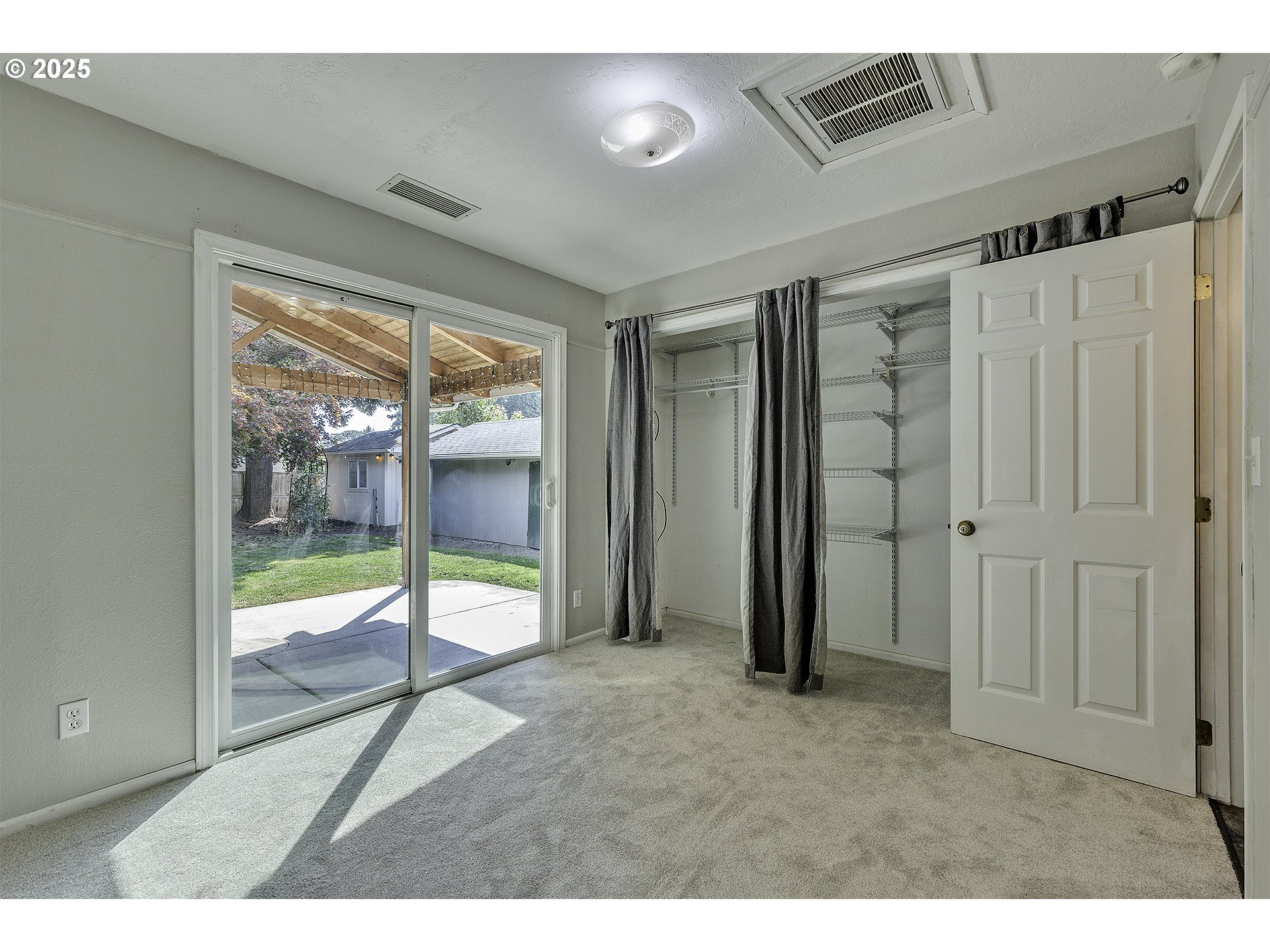 2319 Hawthorne Street Forest Grove, OR 97116 - Photo 15 of 33 a view of an empty room and window