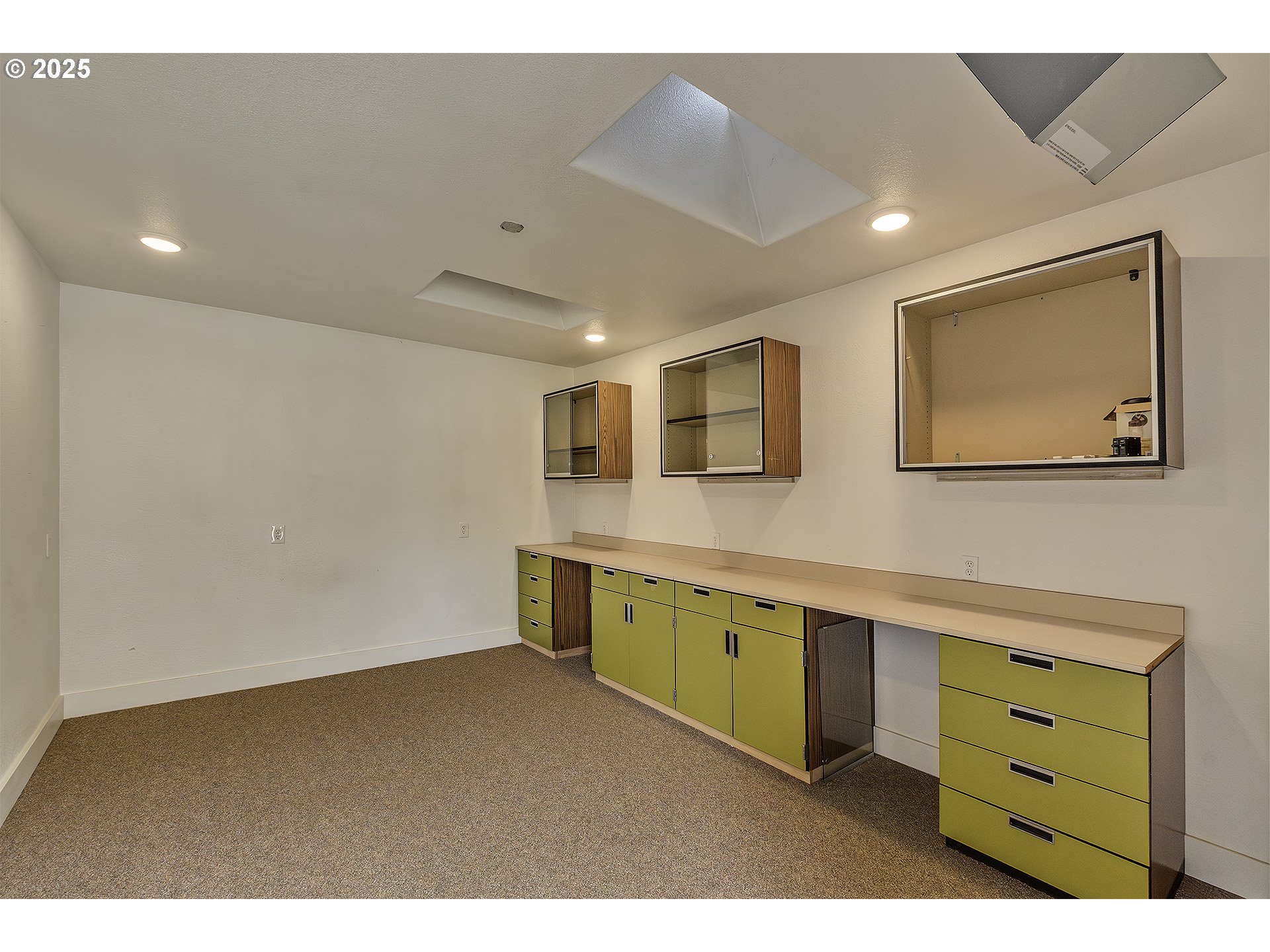 2319 Hawthorne Street Forest Grove, OR 97116 - Photo 30 of 33 a kitchen with cabinets and window
