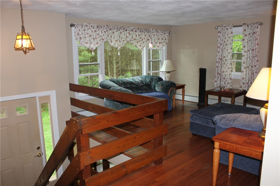 80 Leuba Road Coventry, RI 02816 - Photo 8 of 31