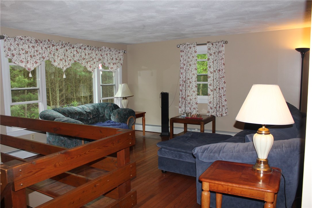 80 Leuba Road Coventry, RI 02816 - Photo 9 of 31