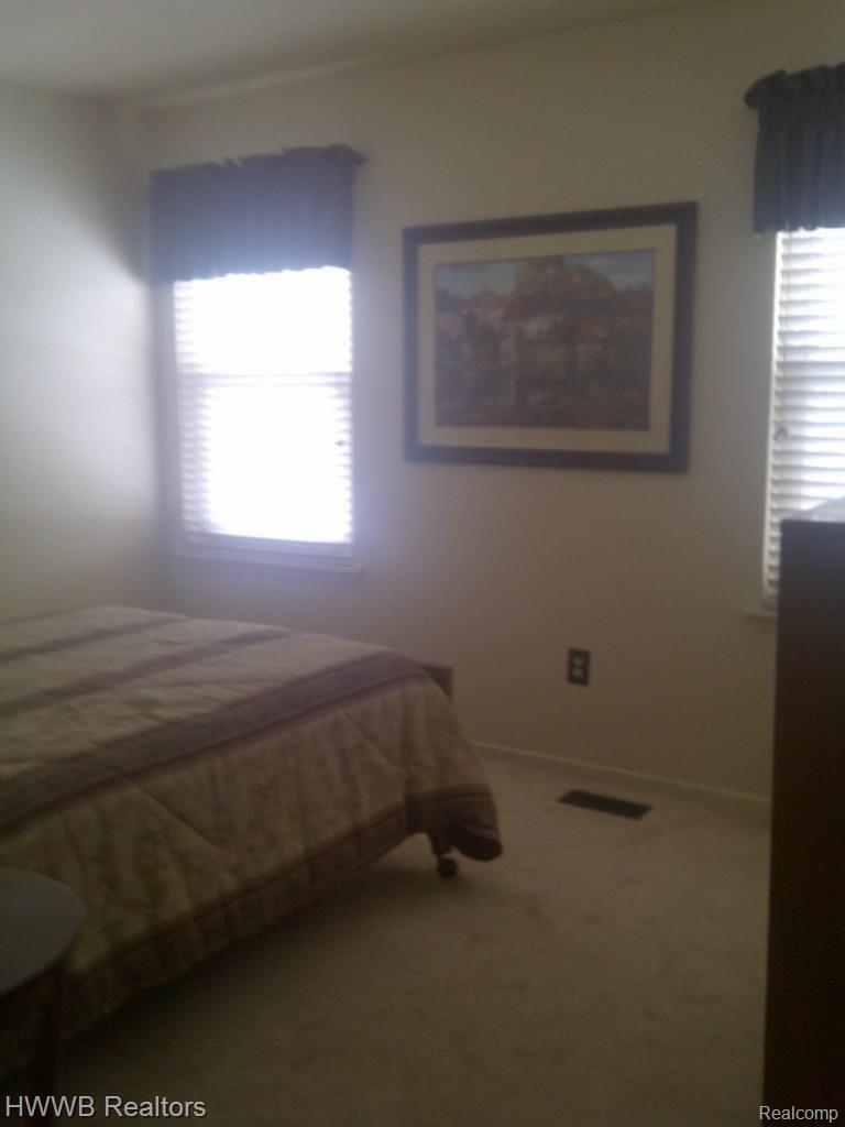 1732 Ridgecrest Rochester, MI 48306 - Photo 18 of 22 Bedroom