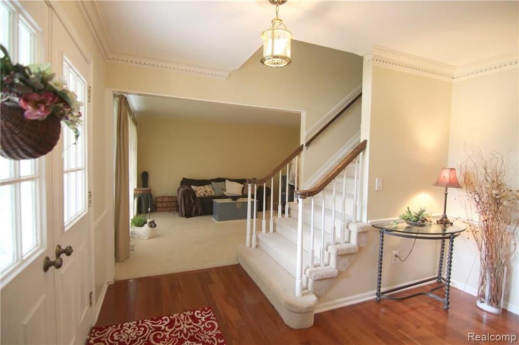 618 Shellbourne Drive Rochester Hills, MI 48309 - Photo 14 of 38