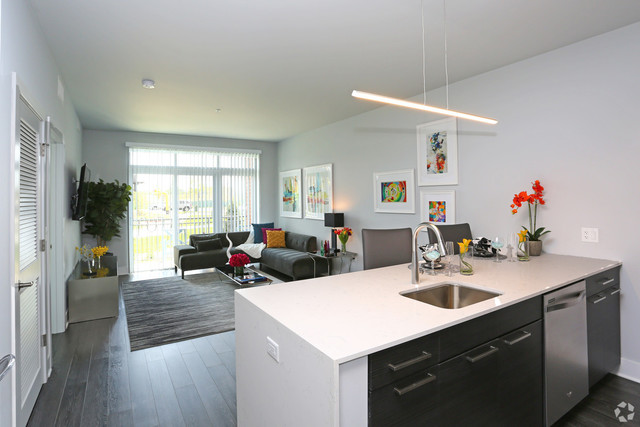 1135 North Arlington Heights Road, Unit 101 Itasca, IL 60143 - Photo 8 of 12