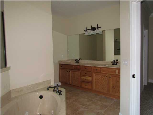 107 Hydac Road Fort Walton Beach, FL 32547 - Photo 9 of 24 Gallery Image 9