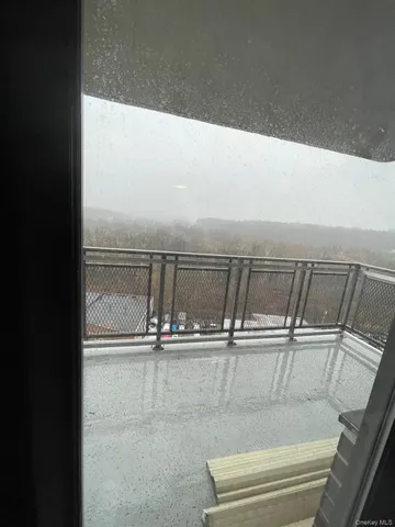 a close view of sink