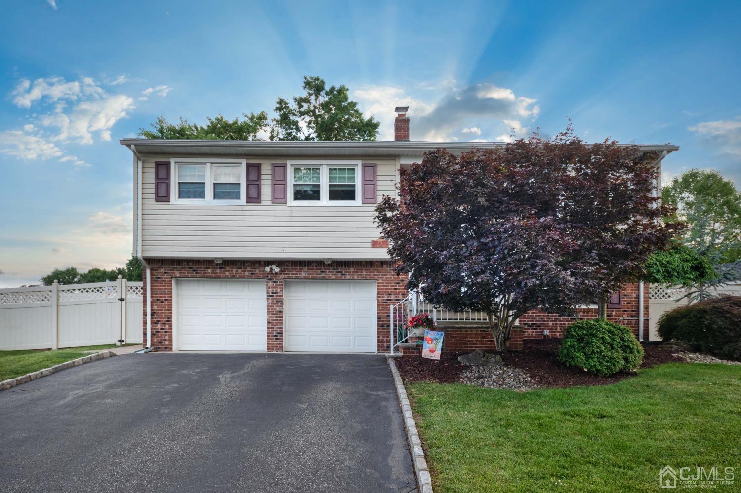 174 Winding Road Iselin, NJ 08830 - Photo 1 of 17 Gallery Image 1