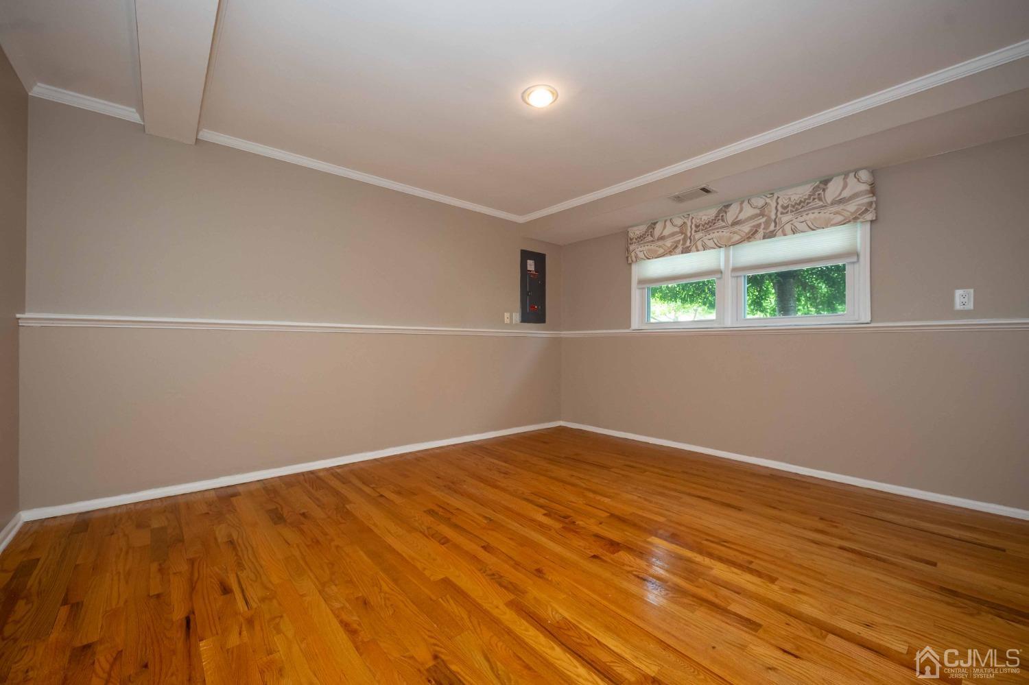 174 Winding Road Iselin, NJ 08830 - Photo 11 of 17 Gallery Image 11