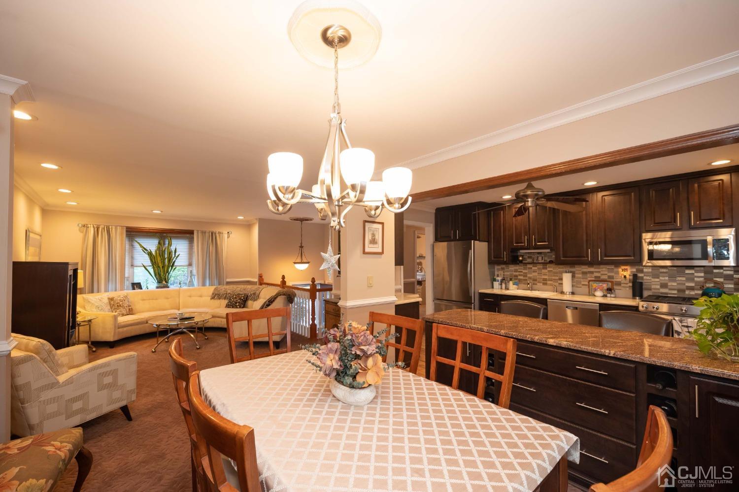 174 Winding Road Iselin, NJ 08830 - Photo 4 of 17 Gallery Image 4