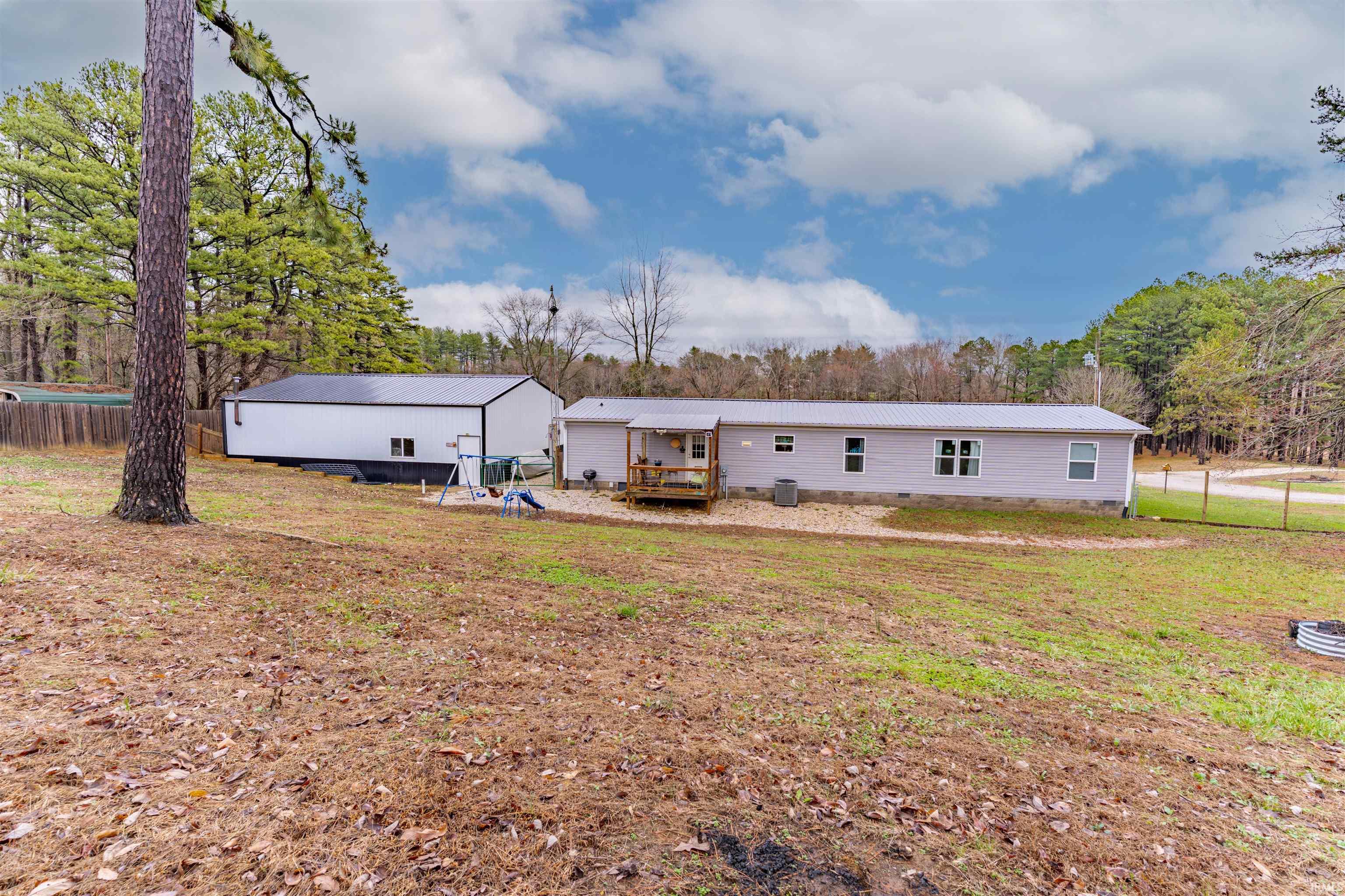 11443 South Whispering Pine Road Huntingburg, IN 47542 - Photo 15 of 33