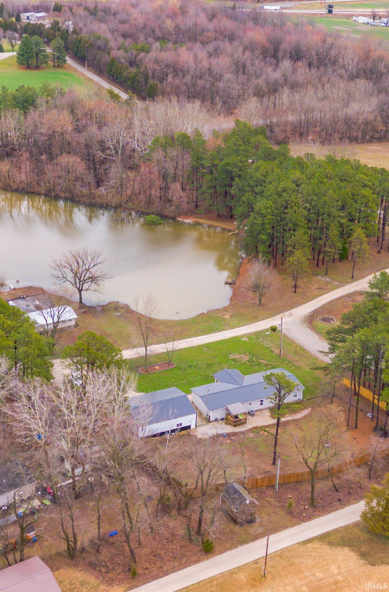 11443 South Whispering Pine Road Huntingburg, IN 47542 - Photo 6 of 33