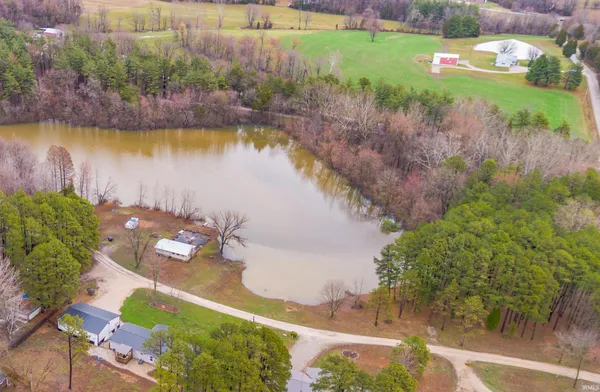$269,900 | 11443 South Whispering Pine Road, Huntingburg, IN 47542