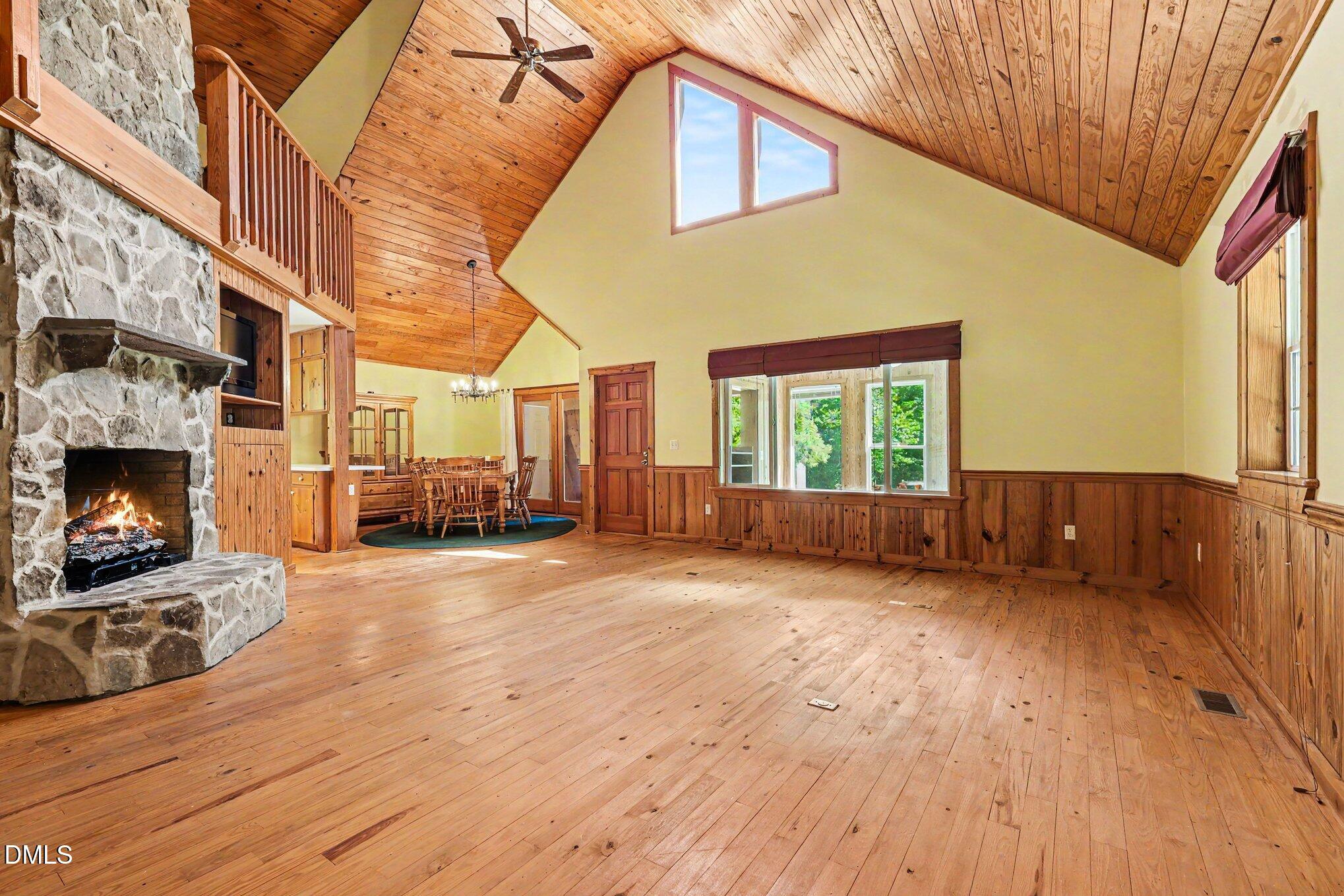 820 Reno Sharpe Store Road Bear Creek, NC 27207 - Photo 5 of 34