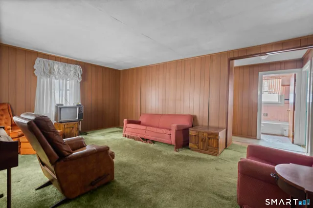 $199,900 | 235 South Windham Road, Windham, CT 06226