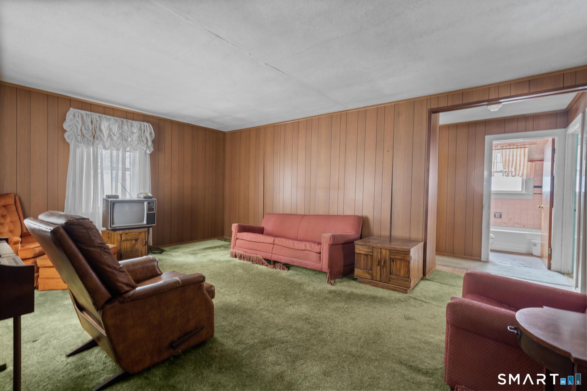 235 South Windham Road Windham, CT 06226 - Photo 4 of 30