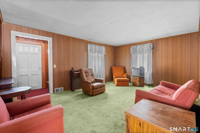 $199,900 | 235 South Windham Road, Windham, CT 06226