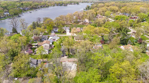 $99,900 | 3965 Carrick Avenue, West Bloomfield, MI 48324