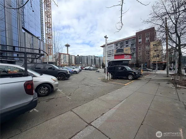 a car parked in front of a building