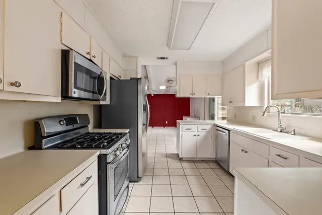 $1,250,000 | 113 Westlake Drive, West Lake Hills, TX 78746