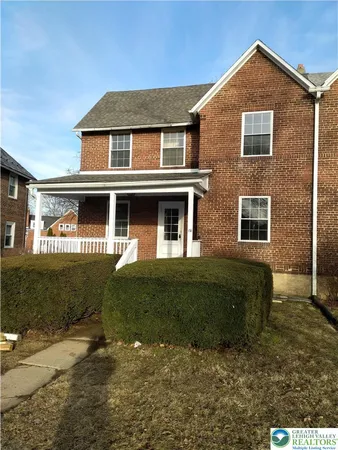 $2,095 | 1138 Arcadia Street, Bethlehem, PA 18018