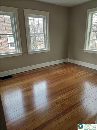 $2,095 | 1138 Arcadia Street, Bethlehem, PA 18018