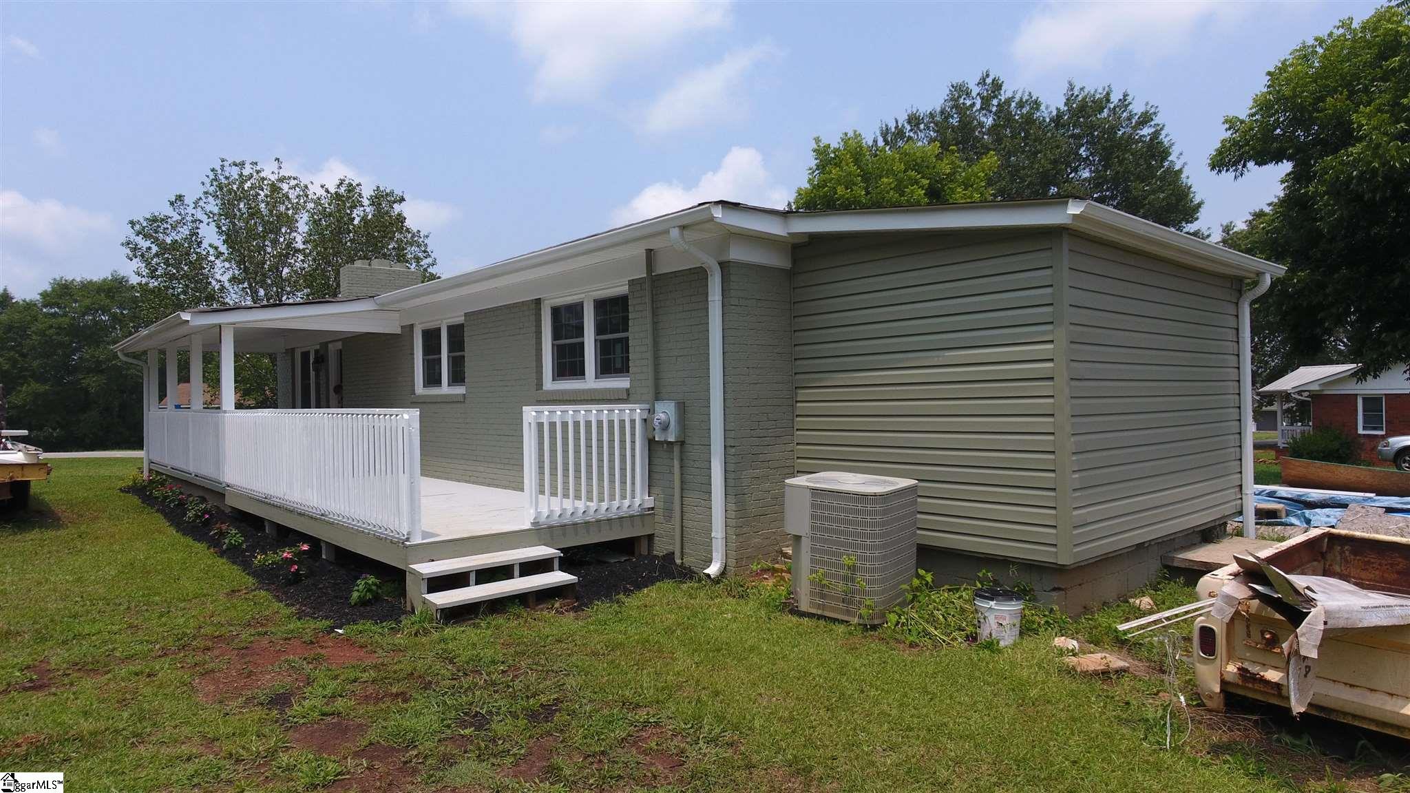 187 Burns Hill Road Liberty, SC 29657 - Photo 7 of 36