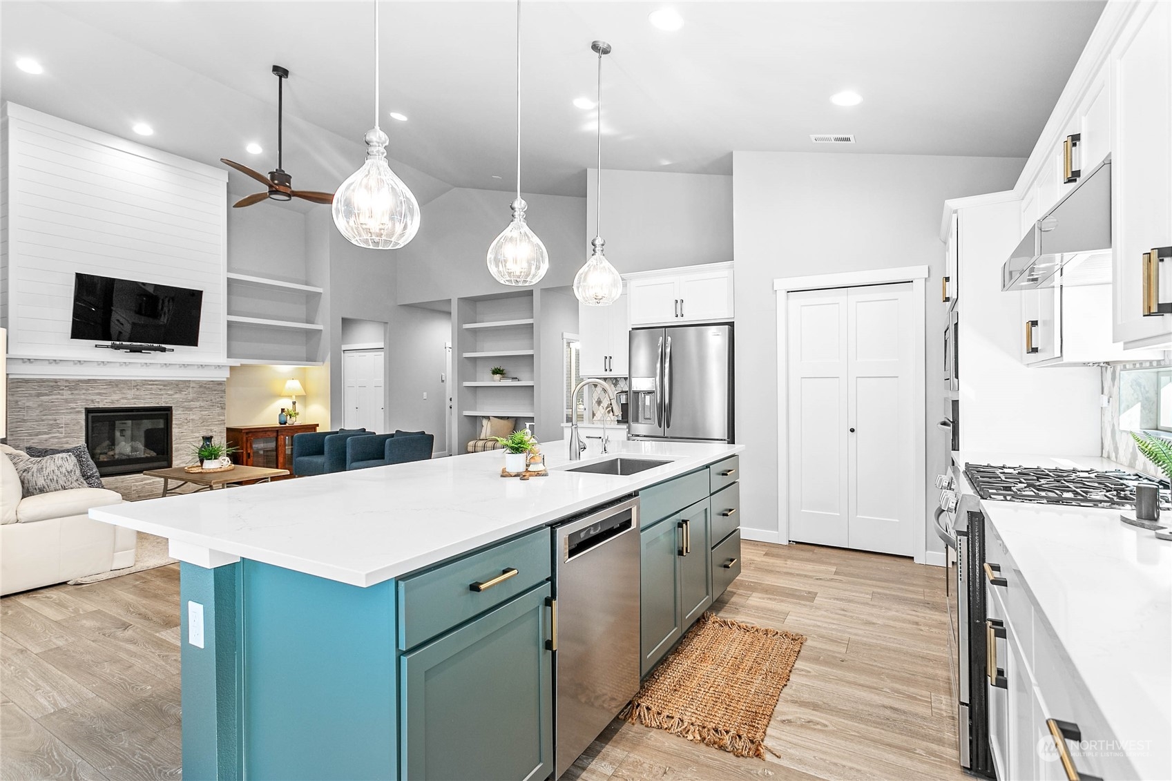 1003 Rainier Loop Mount Vernon, WA 98274 - Photo 14 of 40