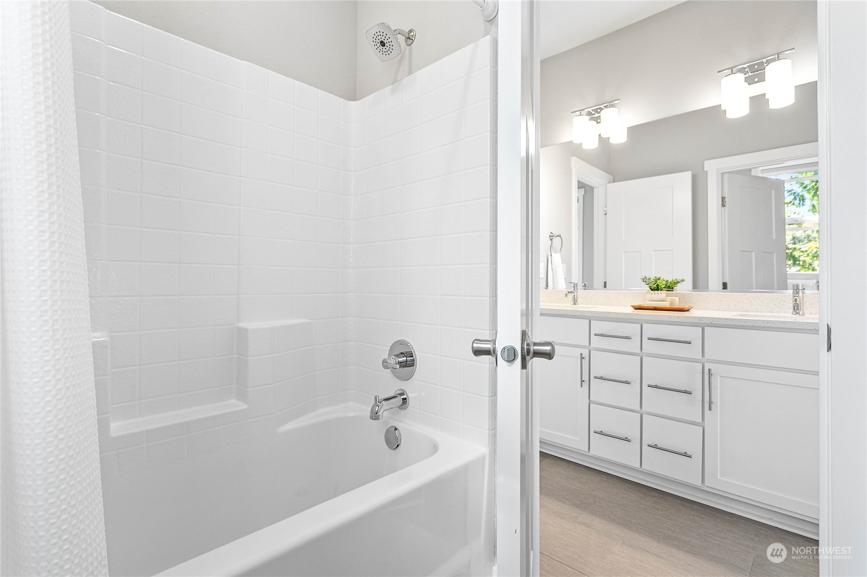 1003 Rainier Loop Mount Vernon, WA 98274 - Photo 31 of 40