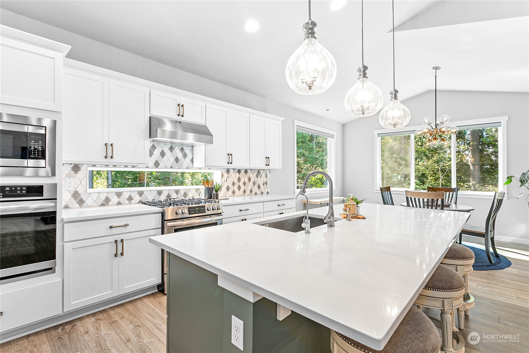 1003 Rainier Loop Mount Vernon, WA 98274 - Photo 8 of 40