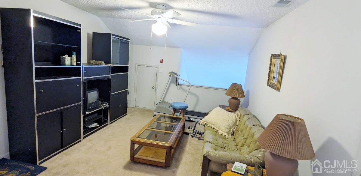 H Winthrop Road Monroe Township, NJ 08831 - Photo 8 of 21 Gallery Image 8