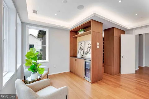 $5,250,000 | 7029 Longwood Drive, Bethesda, MD 20817