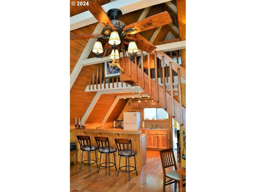16942 Downey Road Bend, OR 97707 - Photo 5 of 22 a view of an chairs