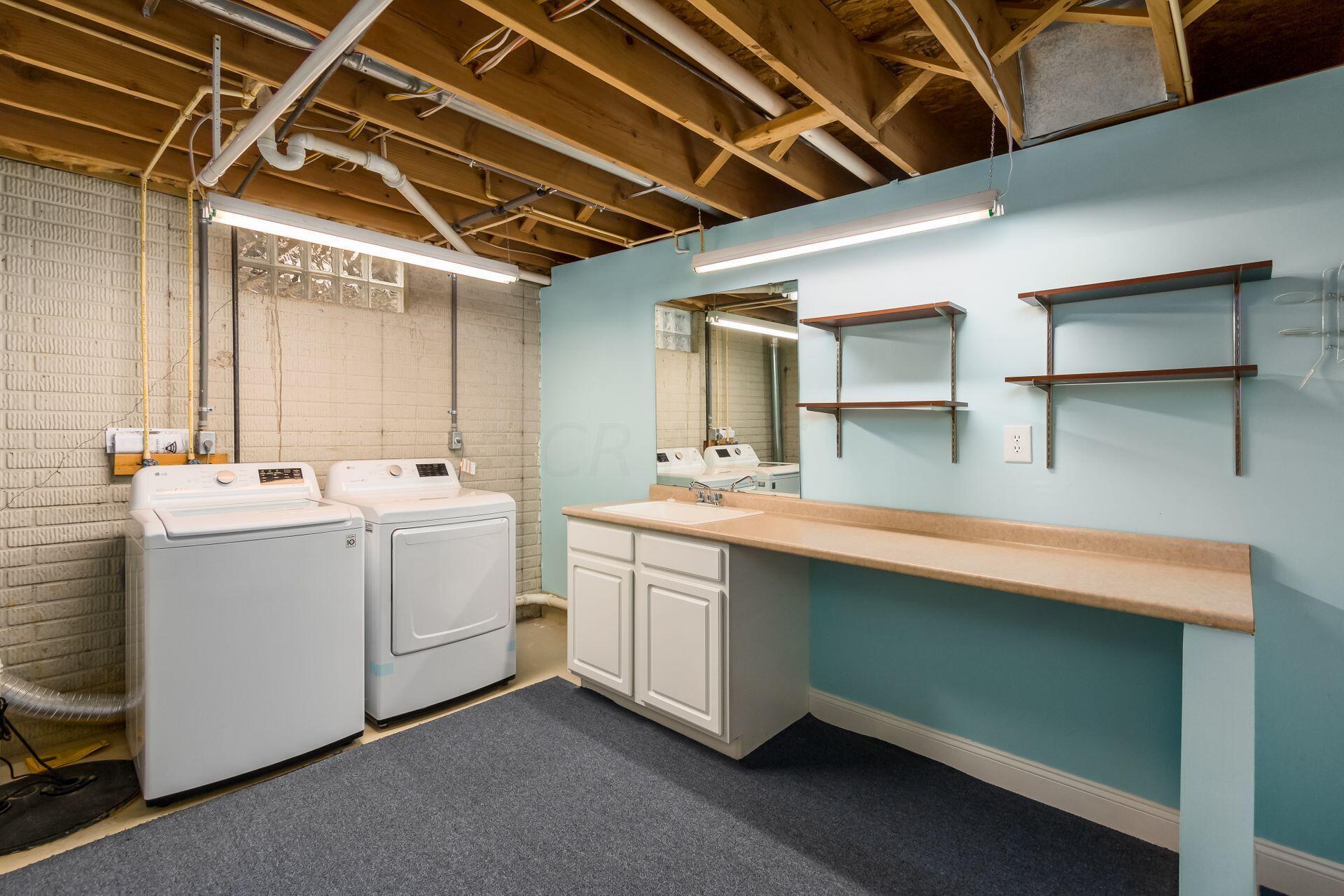 4896 Rays Circle Dublin, OH 43016 - Photo 32 of 45 LL laundry